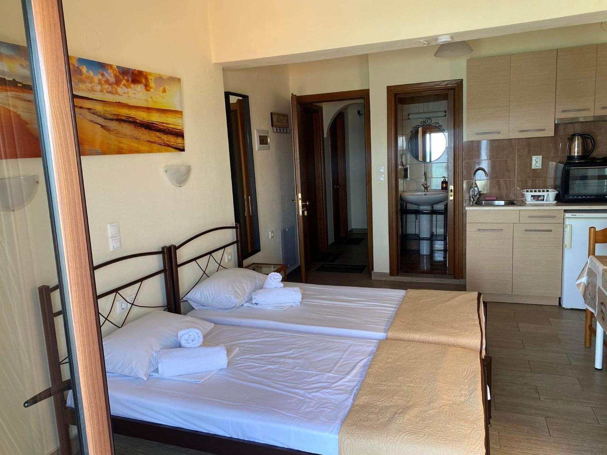 Diolkos Apartement Nea Roda Zimmer foto