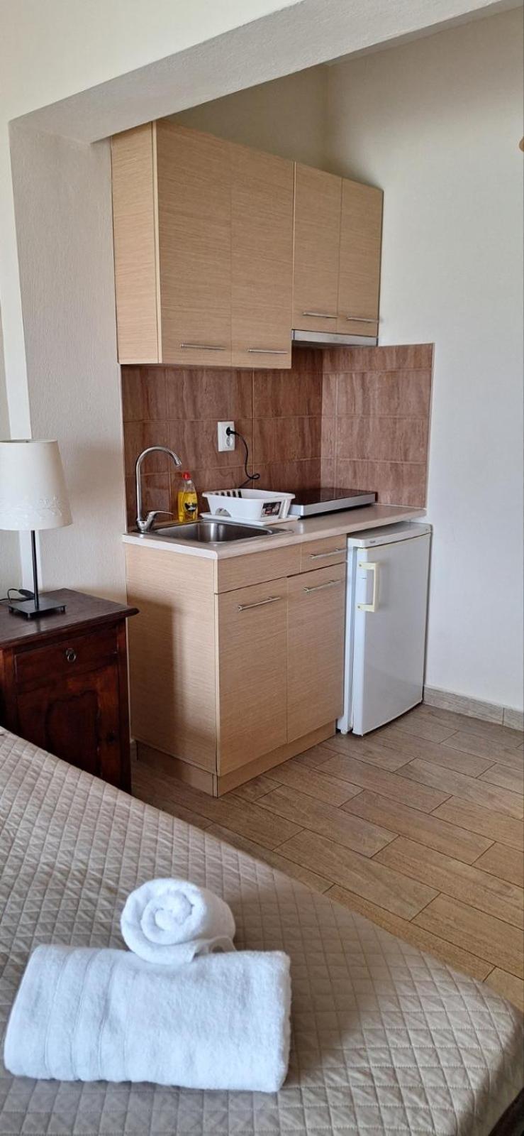 Diolkos Apartement Nea Roda Zimmer foto